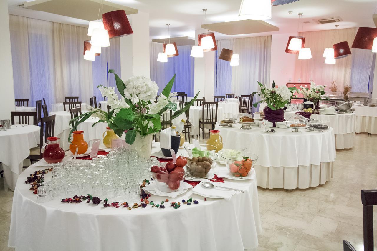 Hotel Panama Majestic ريميني المظهر الخارجي الصورة
